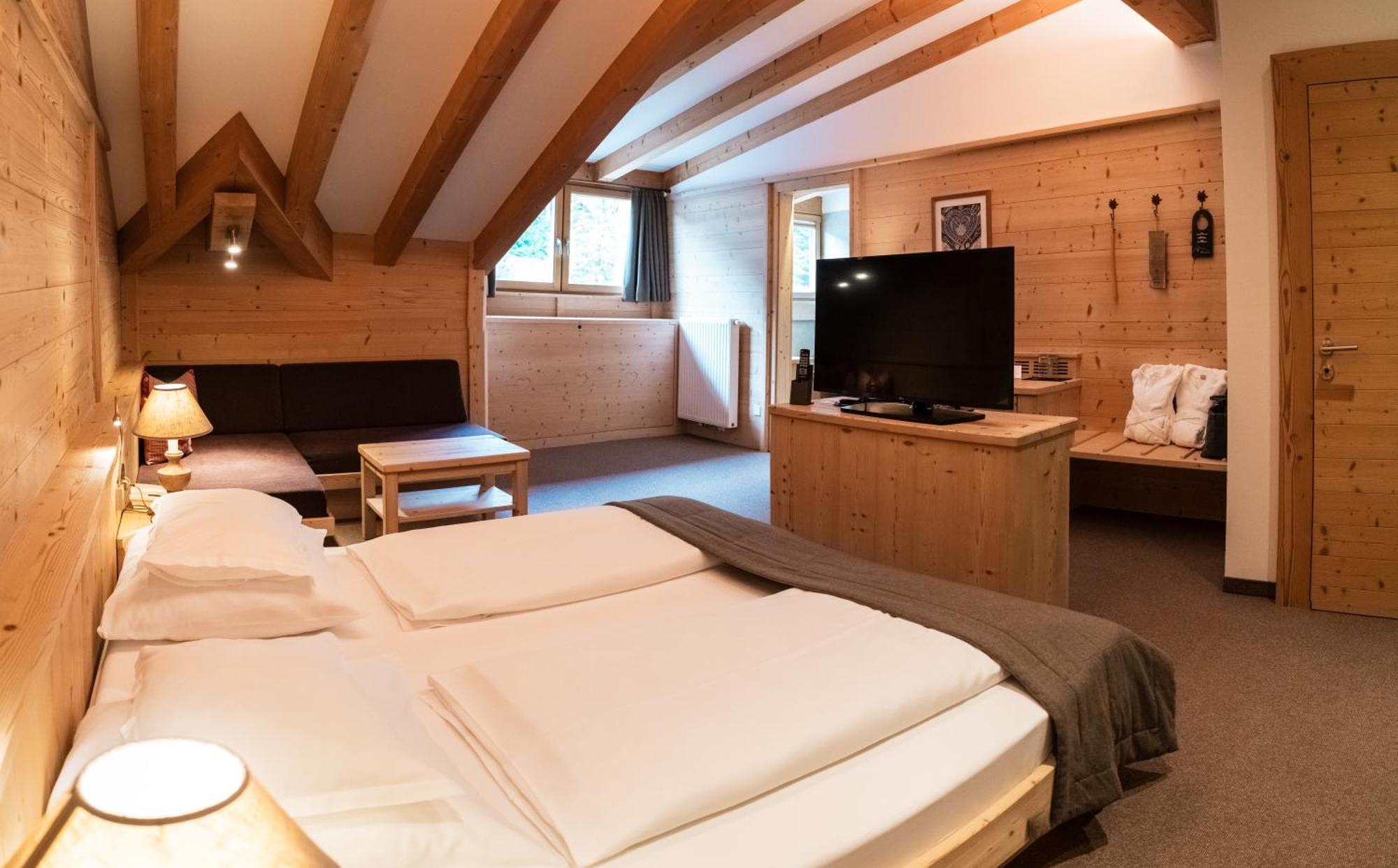 Hotel Arnaria Ortisei Exteriör bild